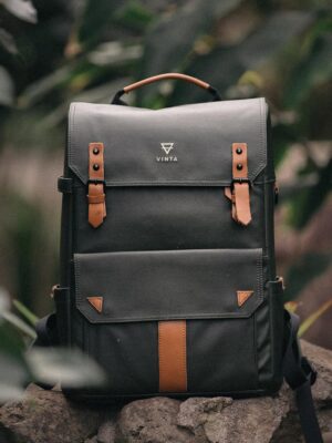 Light-Gray Canvas Backpack – Oversized, Fold-Flat 30 L Daypack for Commute & Travel
