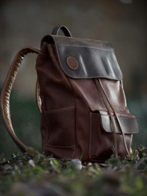 Brown Full-Grain Leather Large-Capacity Travel & Commuter Bag