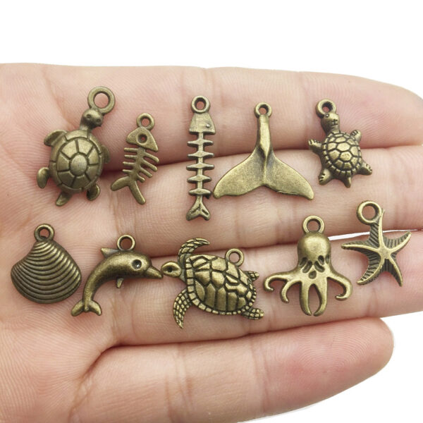 a3864ee8-01dc-4ec4-bd33-bd0dd6d53beb.jpg Retro Tibetan Silver Antique Brass Alloy DIY Accessories Marine Turtle Shell Necklace Bracelet Jewelry