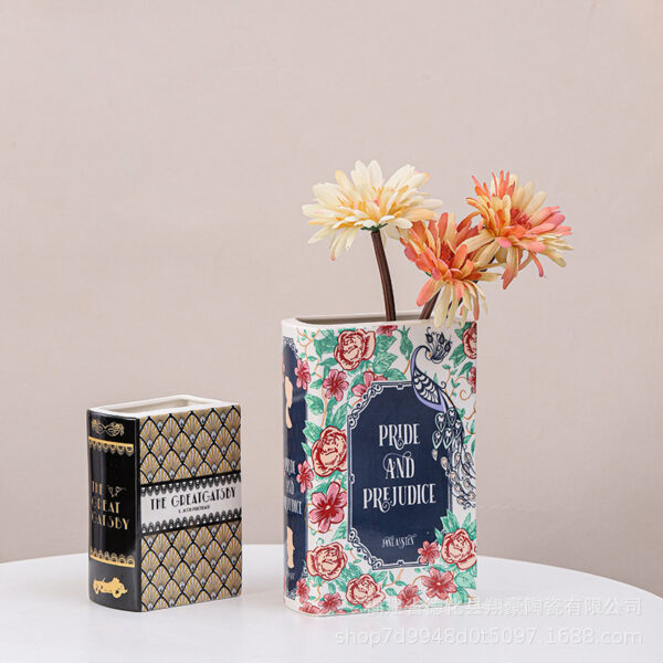 9159dbb5-316e-4f10-b90d-2e3726e7e495.jpg Creative And Personalized Book Ceramic Vase