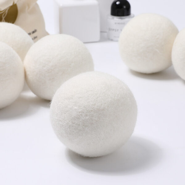 Wool Dryer Balls For Tumble Dryers Prevent Tangling And Reduce Wrinkles While Caring For Your Clothes During Drying
